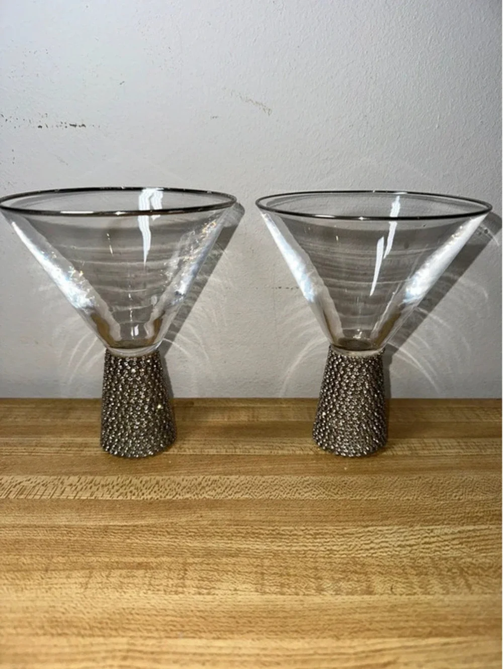 Set of 2 Premium Rhinestone Jeweled Stem Champagne Glasses